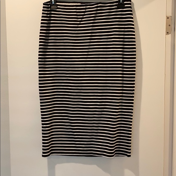 Sanctuary Dresses & Skirts - Sanctuary black and white pencil skirt